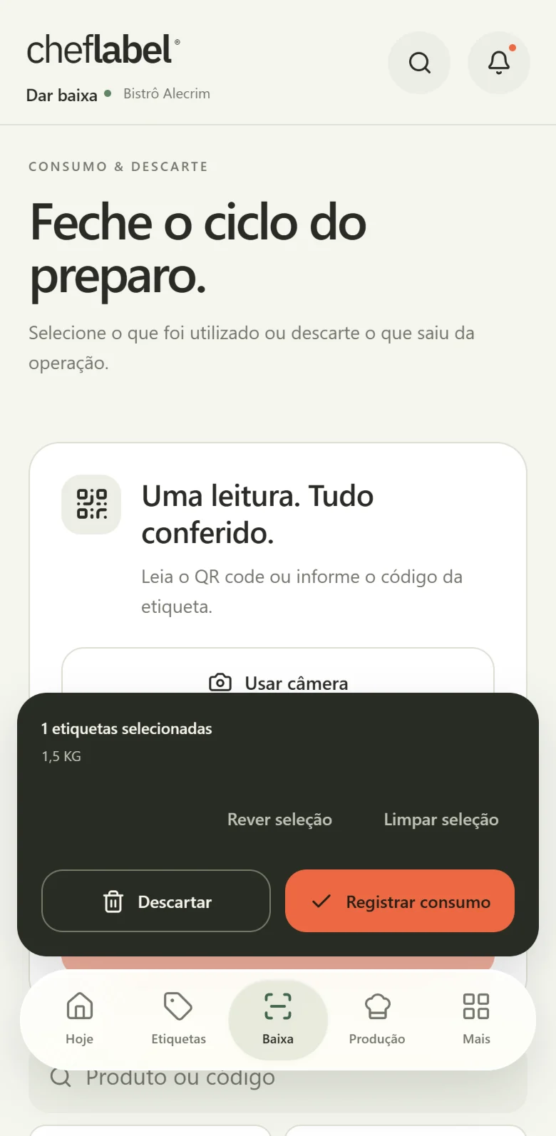 Tela de baixa com o Ragu de costela selecionado e os botões Descartar e Registrar consumo.