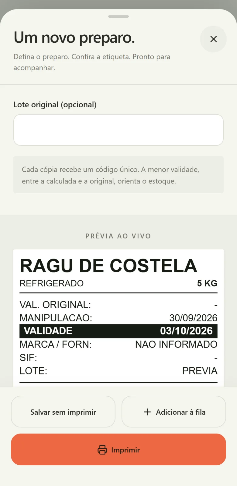 Formulário de nova etiqueta com a prévia ao vivo do Ragu de costela e o botão Imprimir.